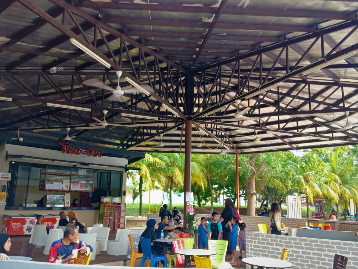 Melaka Town Area Top 1 Family Lovers Water Themepark Suites By Ggm ภายนอก รูปภาพ